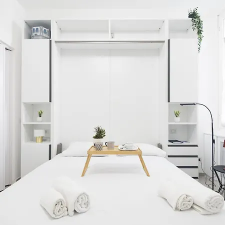 Easylife - Pratico Monolocale In Zona Isola アパート ミラノ