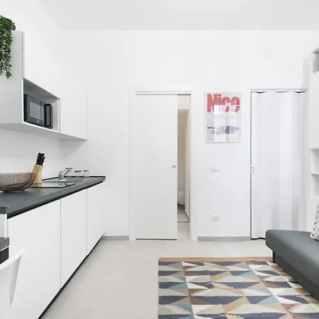 Easylife - Pratico Monolocale In Zona Isola Apartamento *